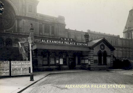 alexandra_palace_station.jpg (34260 bytes)