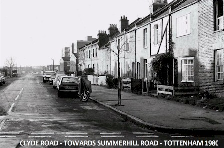 clyde_road_towards_summerhill_road_1980.jpg (49484 bytes)