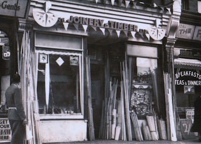 shop_front2.jpg (43233 bytes)
