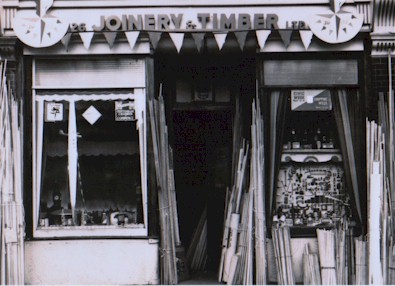 shop_front3.jpg (40248 bytes)