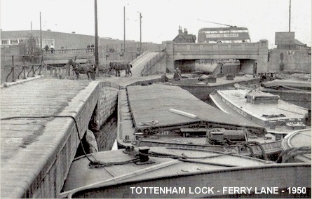tottenham_lock_ferry_lane_1950.jpg (47242 bytes)