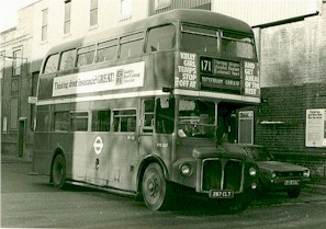 route_171_bus_1979.jpg (25935 bytes)