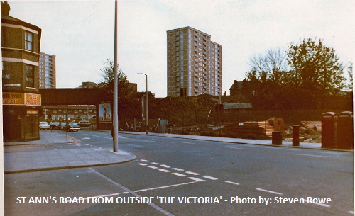st_anns_road_outside_victoria.jpg.jpg (91748 bytes)